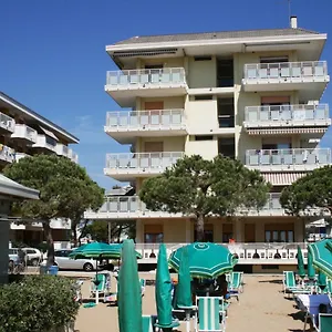diplomatic-apartment.hotelinveneto.com/